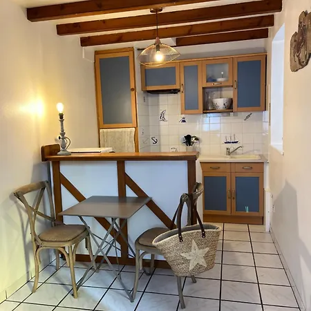 Charmante Maison De Pecheur 50 M De La Et Du Port Ferienhaus Barfleur